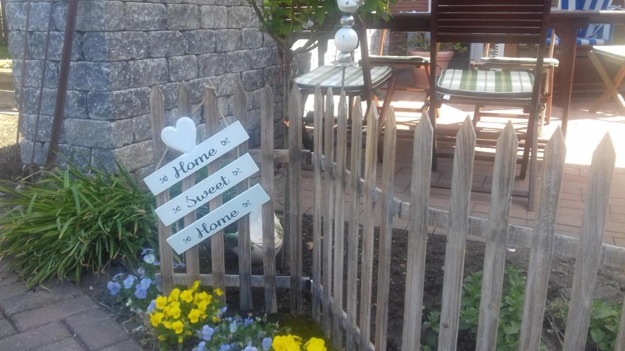 Gasthaus Knudsen Utersum Dış mekan fotoğraf